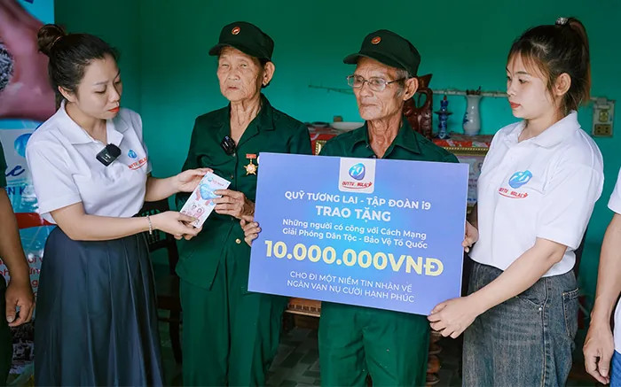 Hỗ trợ khách hàng u888